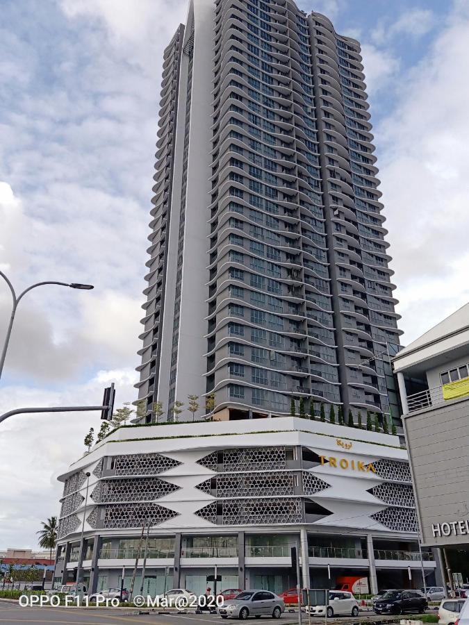 Al Zahra Homestay By Troika Kota Bharu "Stay In Style, Sleep In Comfort" Екстериор снимка