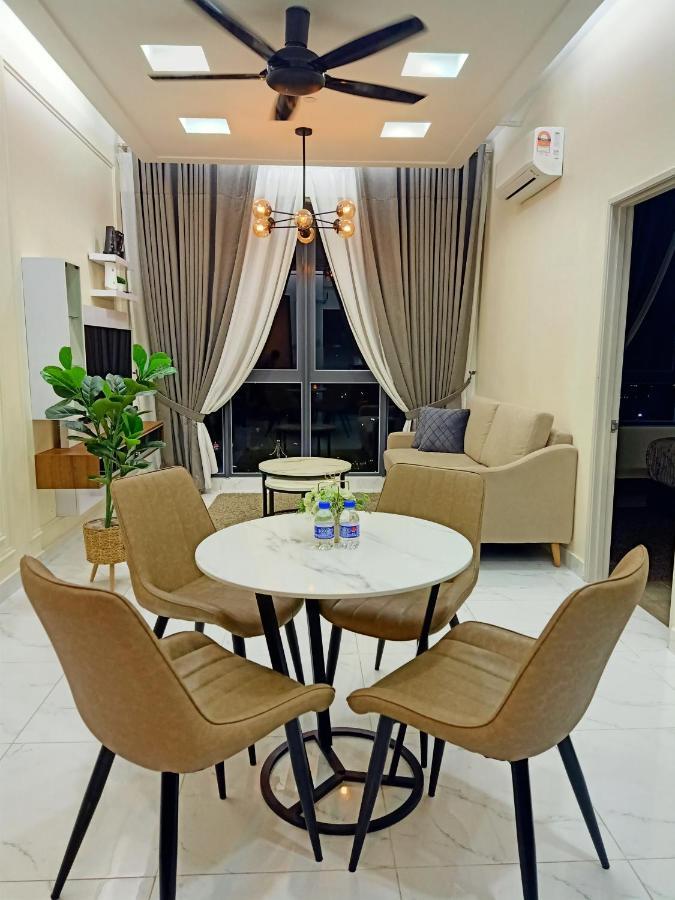 Al Zahra Homestay By Troika Kota Bharu "Stay In Style, Sleep In Comfort" Екстериор снимка